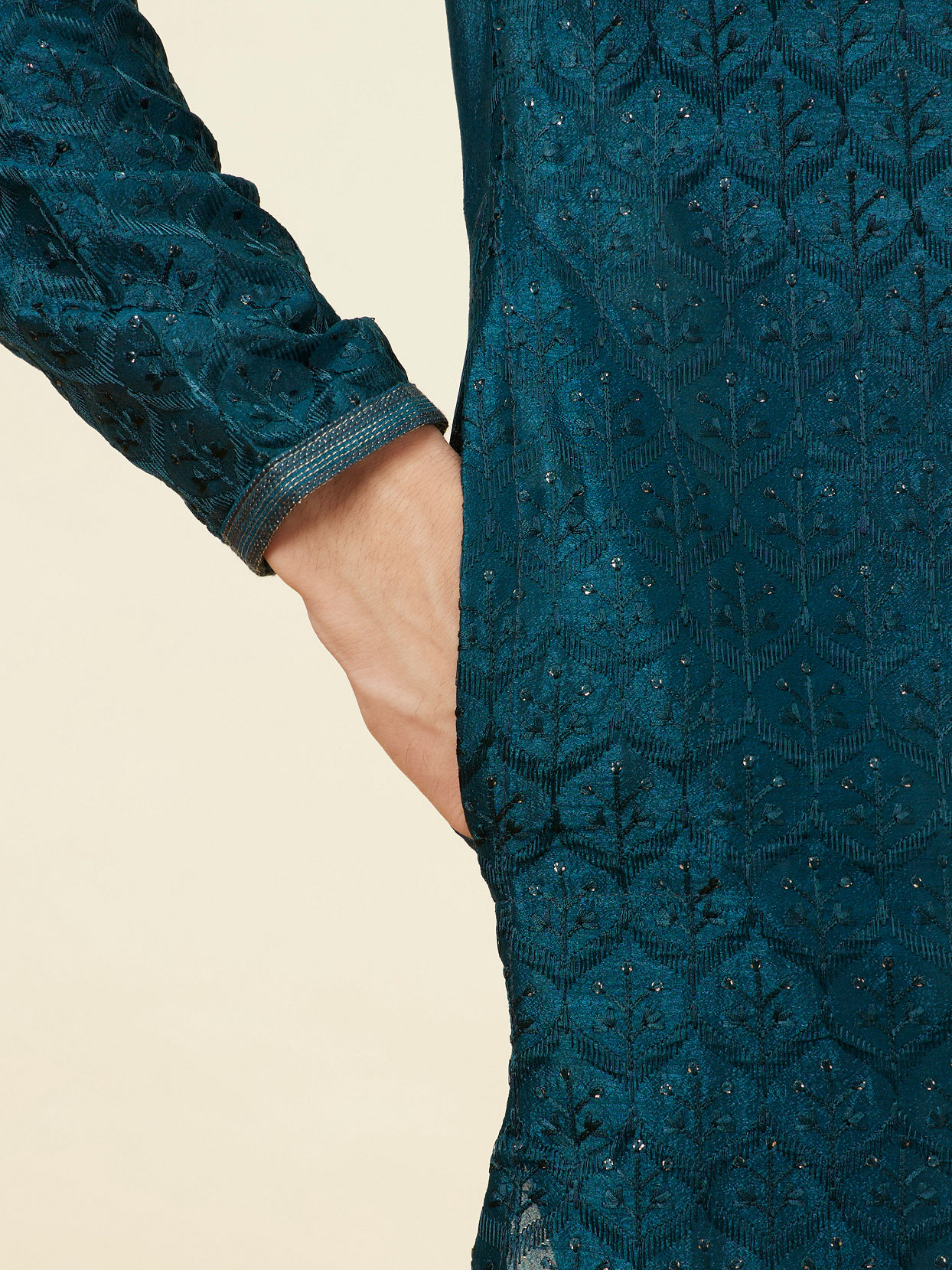 Manyavar Men Teal Blue Leaf Jaal Patterned Kurta Set