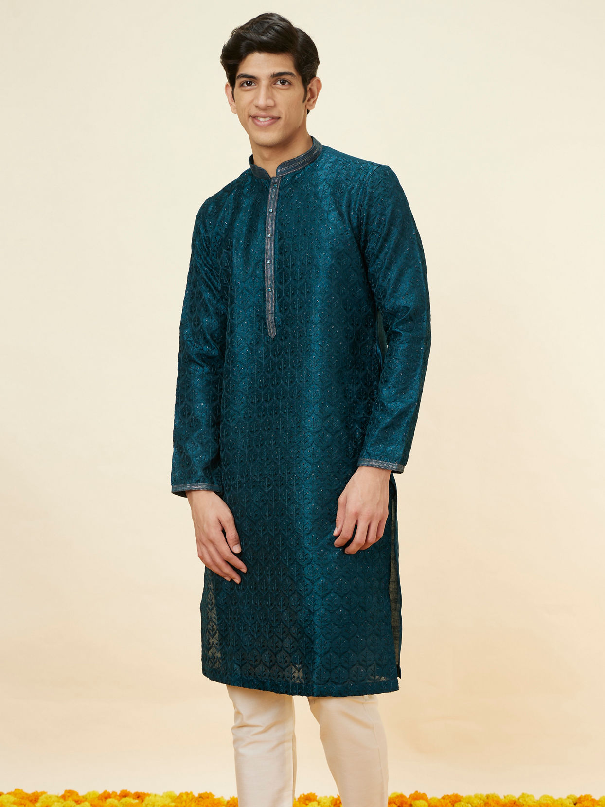 alt message - Manyavar Men Teal Blue Leaf Jaal Patterned Kurta Set image number 0