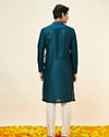 alt message - Manyavar Men Teal Blue Leaf Jaal Patterned Kurta Set image number 5