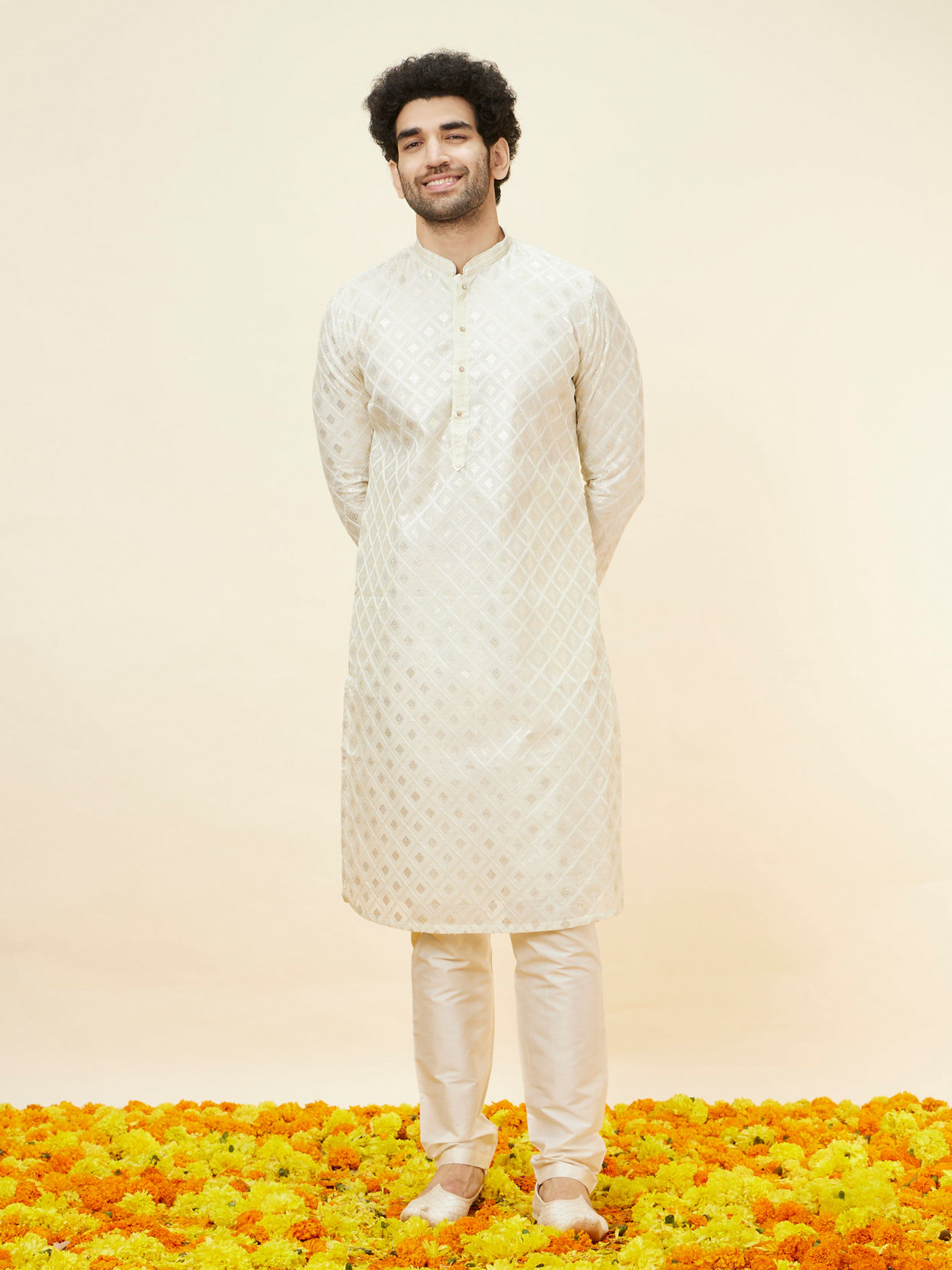 Manyavar Men Pastel Green Kolam Motif Kurta Set