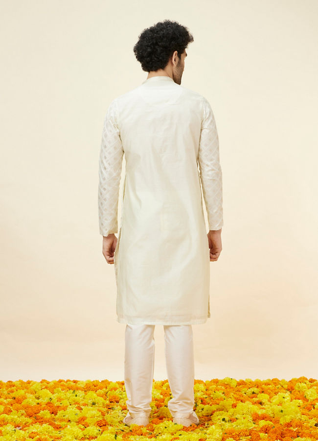 Manyavar Men Pastel Green Kolam Motif Kurta Set