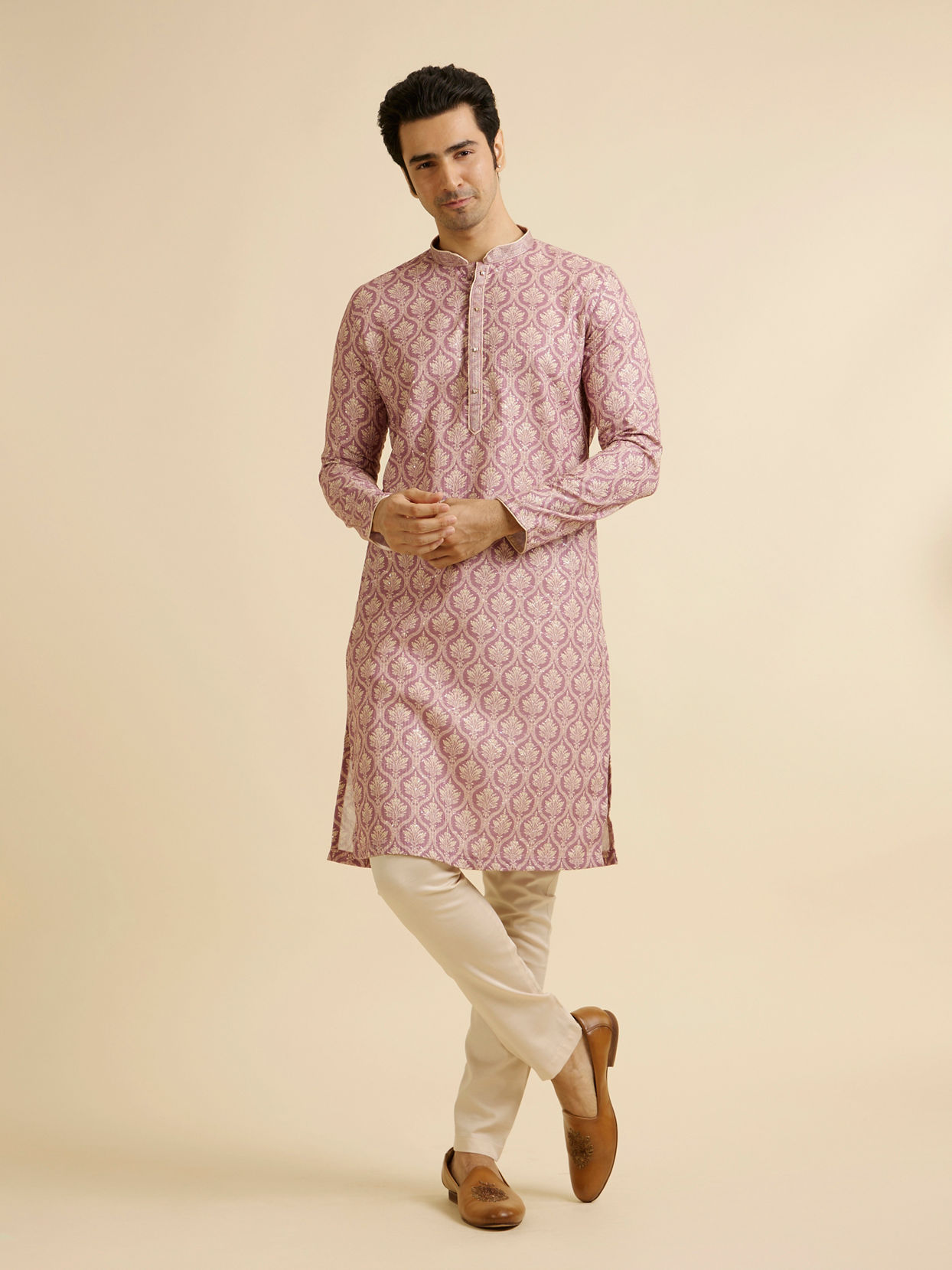 alt message - Manyavar Men Festive Dusty Pink Kurta Pajama image number 2