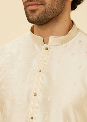 alt message - Manyavar Men Warm Cream Sequin Speckled Kurta Set image number 1