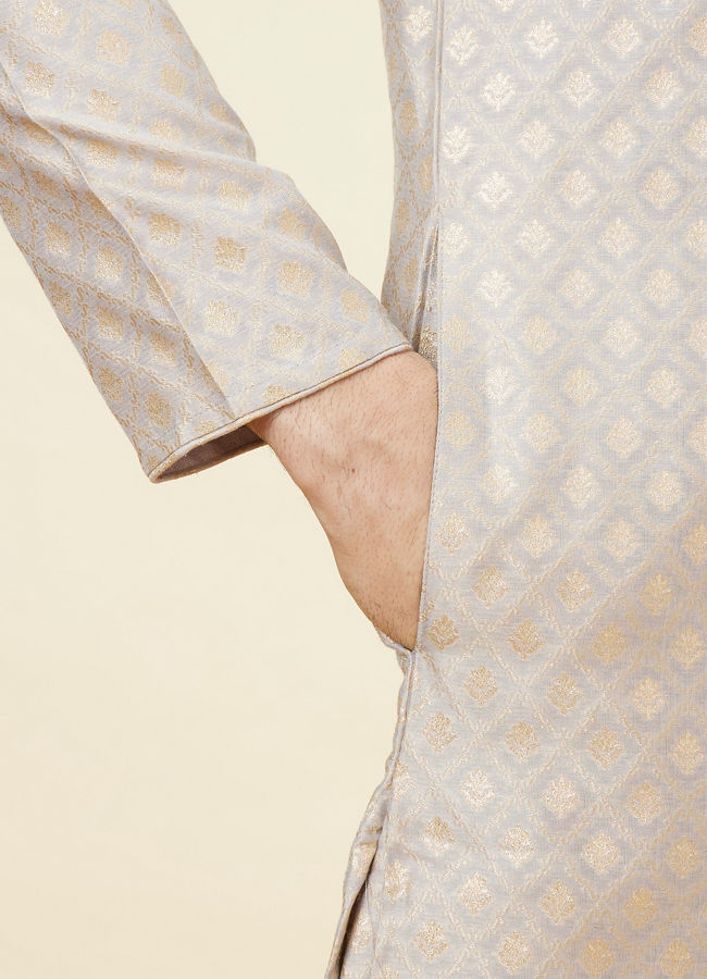 Manyavar Men Light Lilac Buta Motif Kurta Set