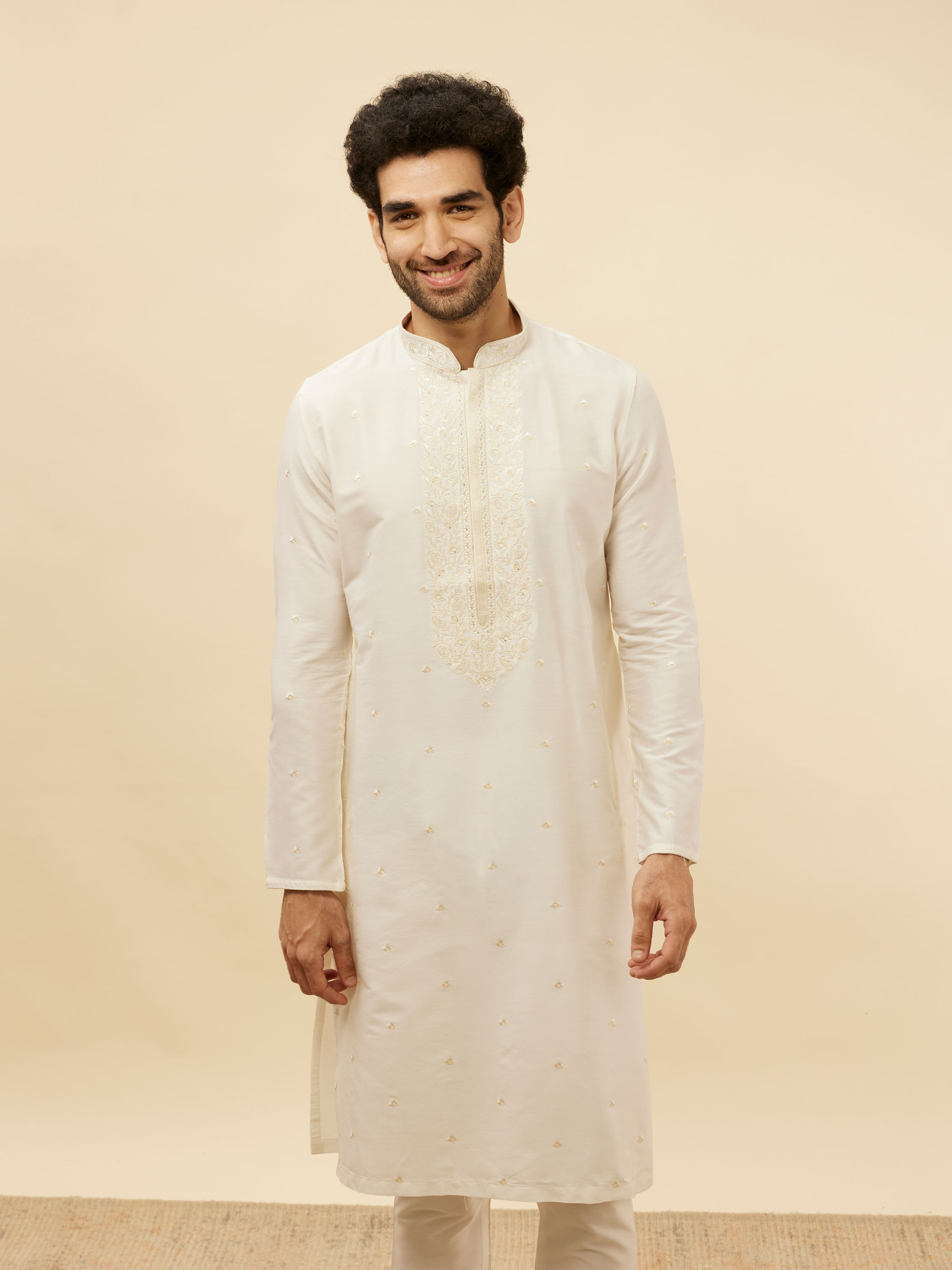 Manyavar Men Pearl White Bel Buti Embroidered Kurta Set