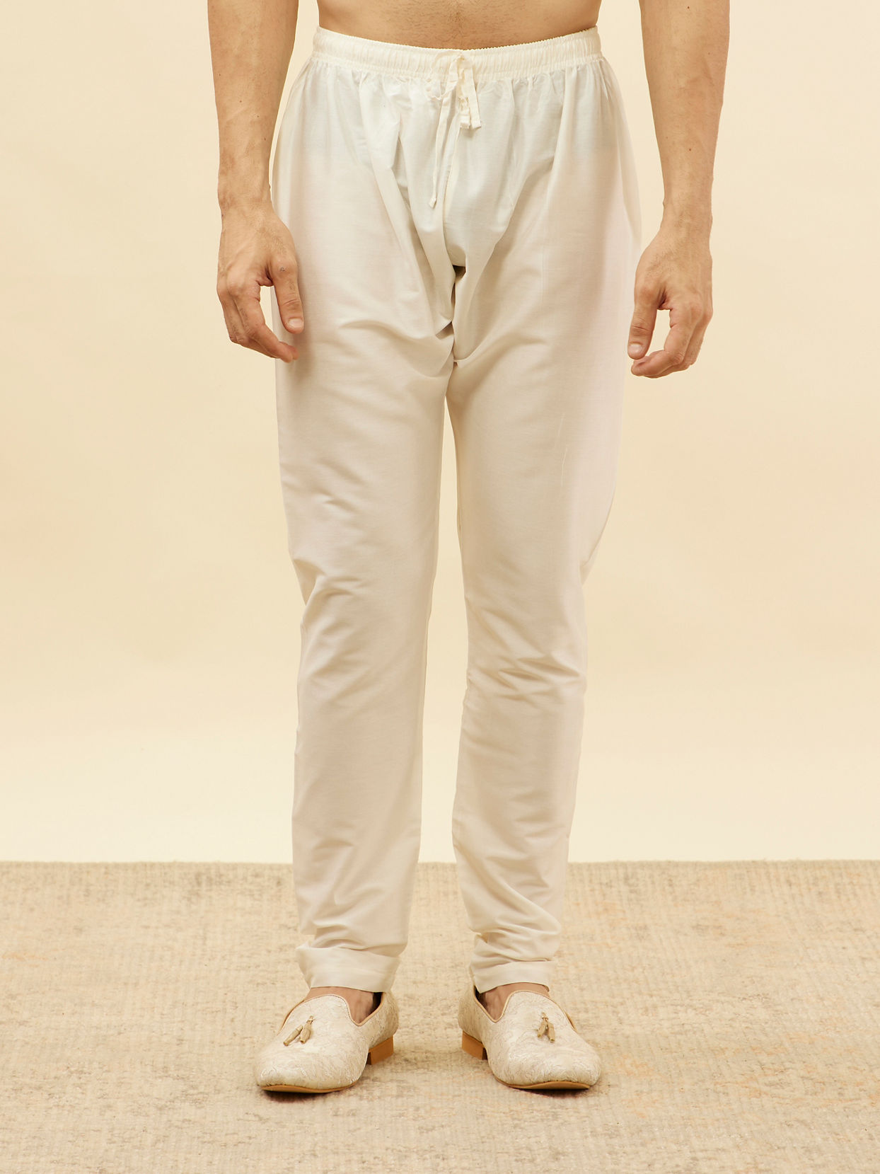Manyavar Men Pearl White Bel Buti Embroidered Kurta Set
