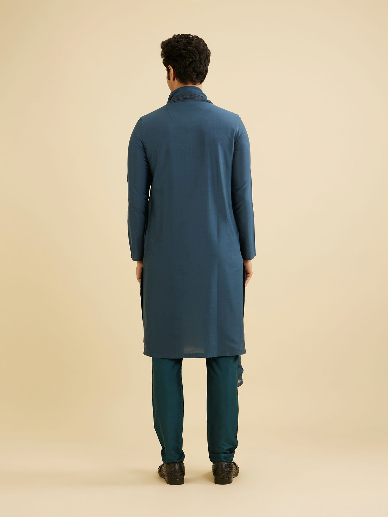 Manyavar Men Royal Dark Blue Kurta Set with Dupatta