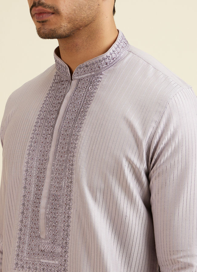 alt message - Manyavar Men Lilac Stripped Kurta Set with Sequins Work image number 1