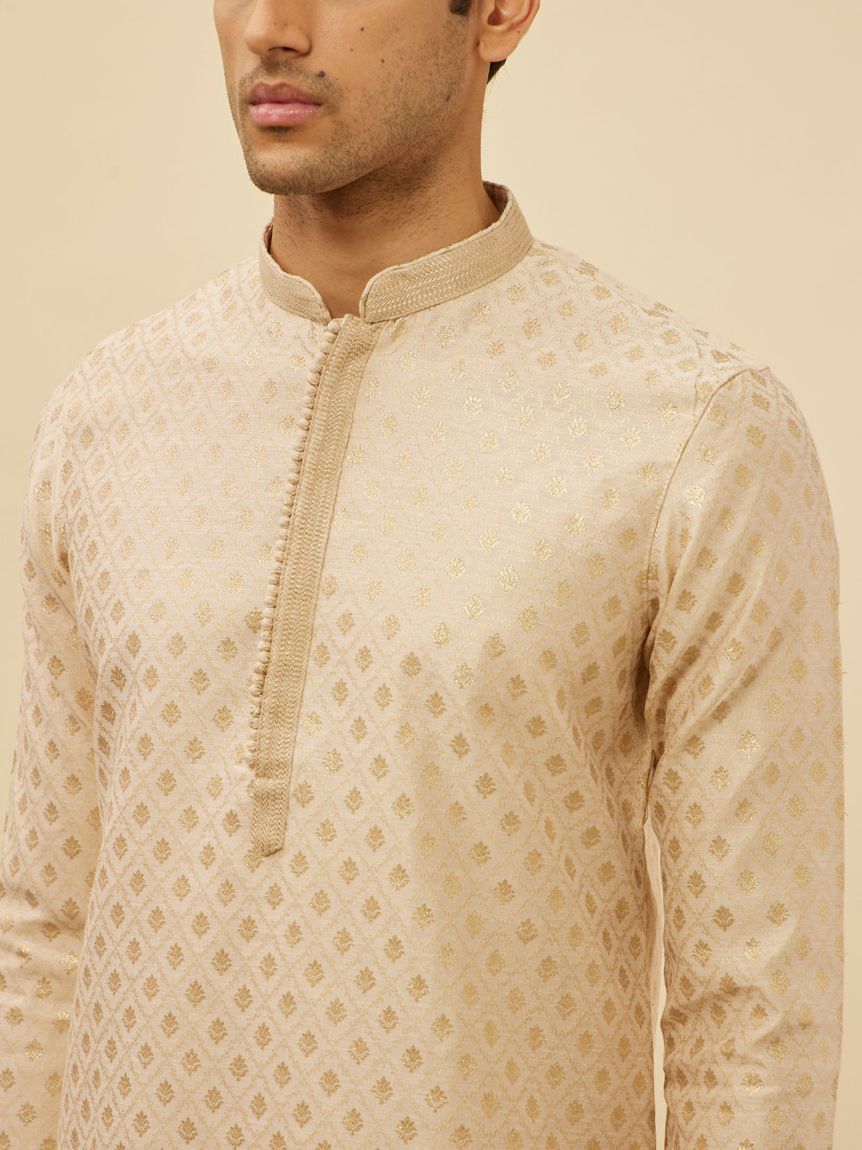 alt message - Manyavar Men Golden Beige Buta Patterned Kurta Set image number 1