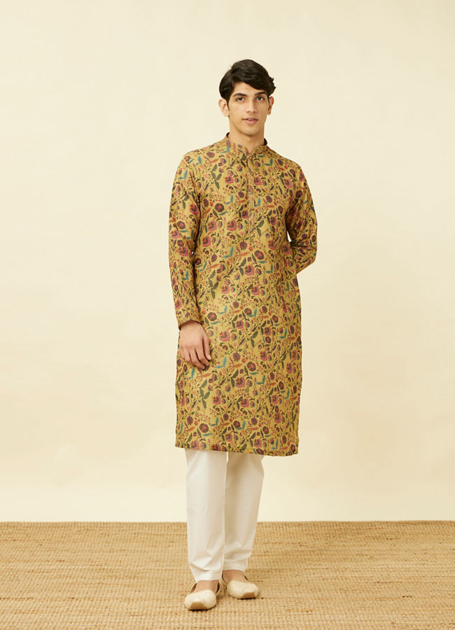 alt message - Manyavar Men Melon Orange Floral Printed Kurta Set image number 2