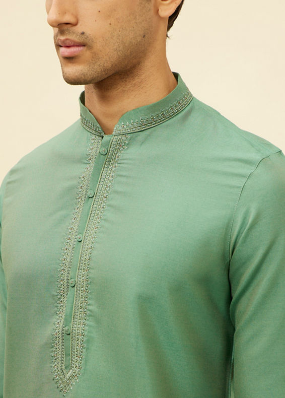 Manyavar Men Emerald Green Embroidered Neckline Kurta Set