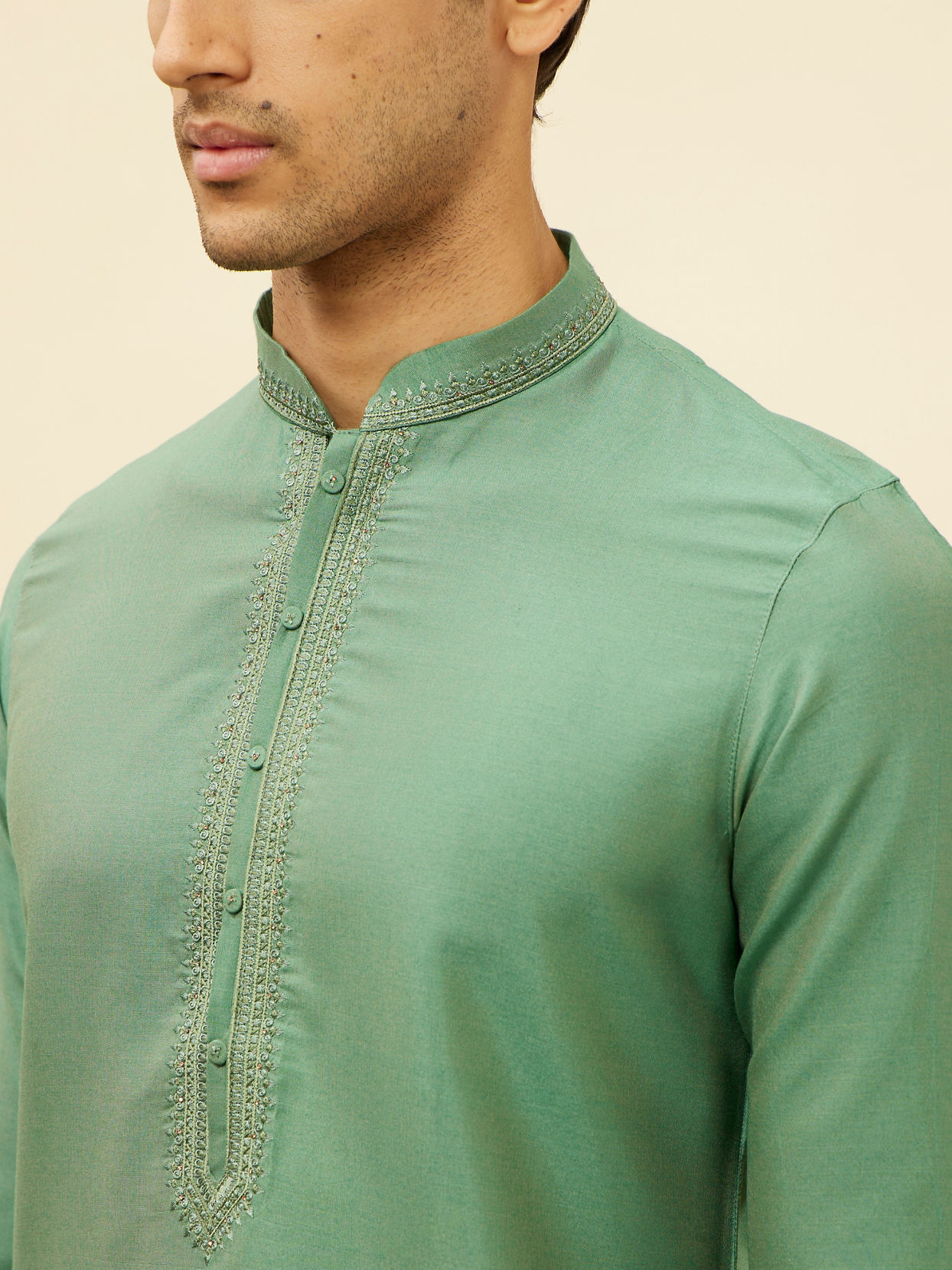 Manyavar Men Emerald Green Embroidered Neckline Kurta Set