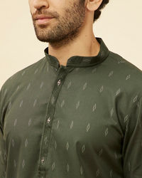 Manyavar Men Forest Green Diamond Printed Kurta Set