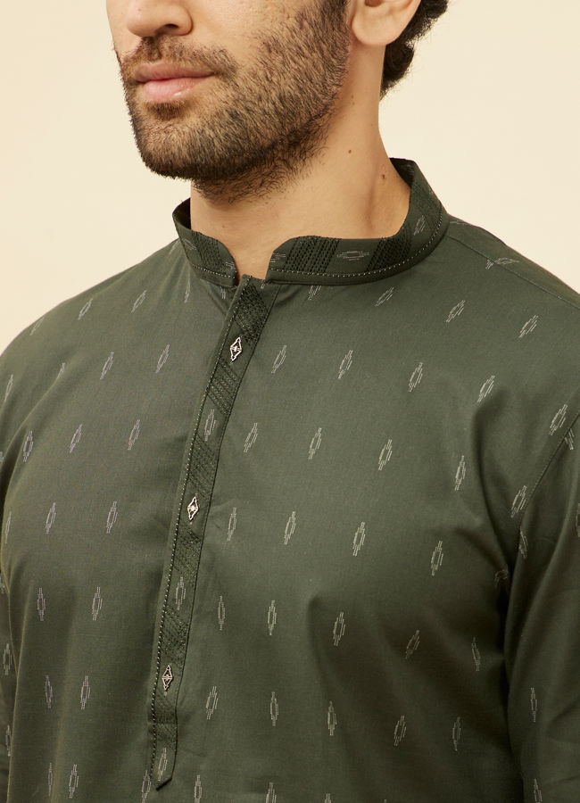 Manyavar Men Forest Green Diamond Printed Kurta Set image number 1