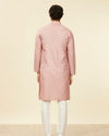 alt message - Manyavar Men Peach Chevron Patterned Kurta Set image number 4