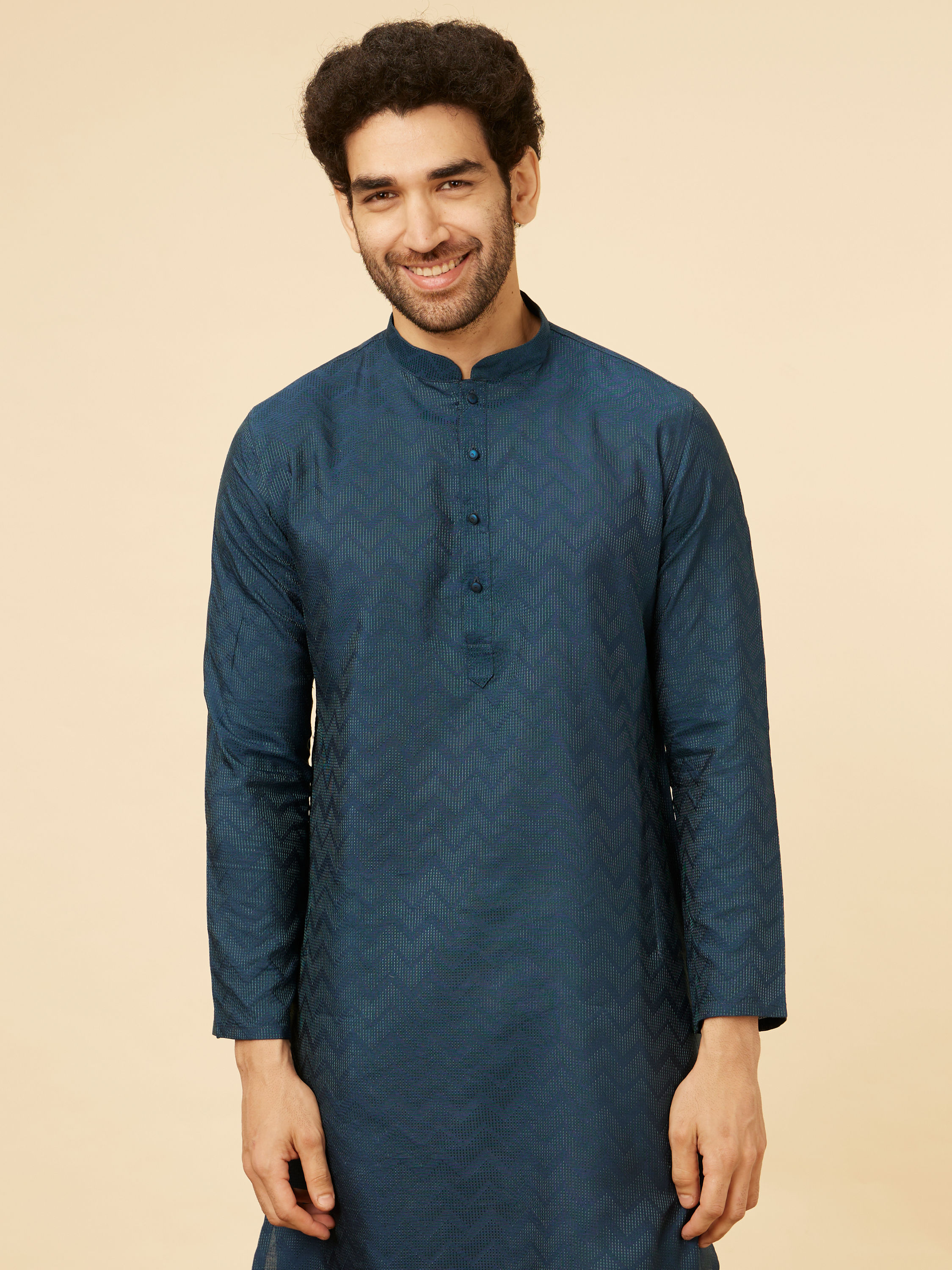 Manyavar Men Indigo Blue Chevron Patterned Kurta Set