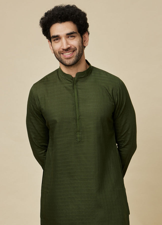 Mehendi Green Self Patterned Kurta Set image number 0