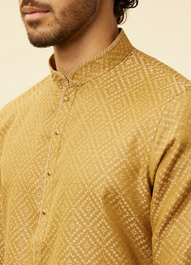 Manyavar Men Sepia Green Grid Patterned Kurta Set
