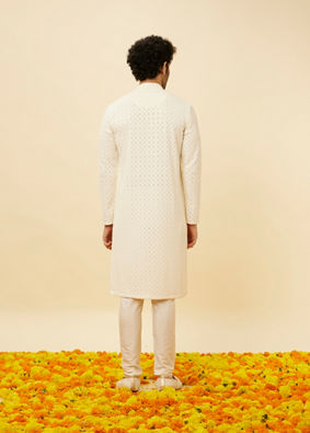 alt message - Manyavar Men Soft White Floral Sequin Embroidered Kurta Set image number 5