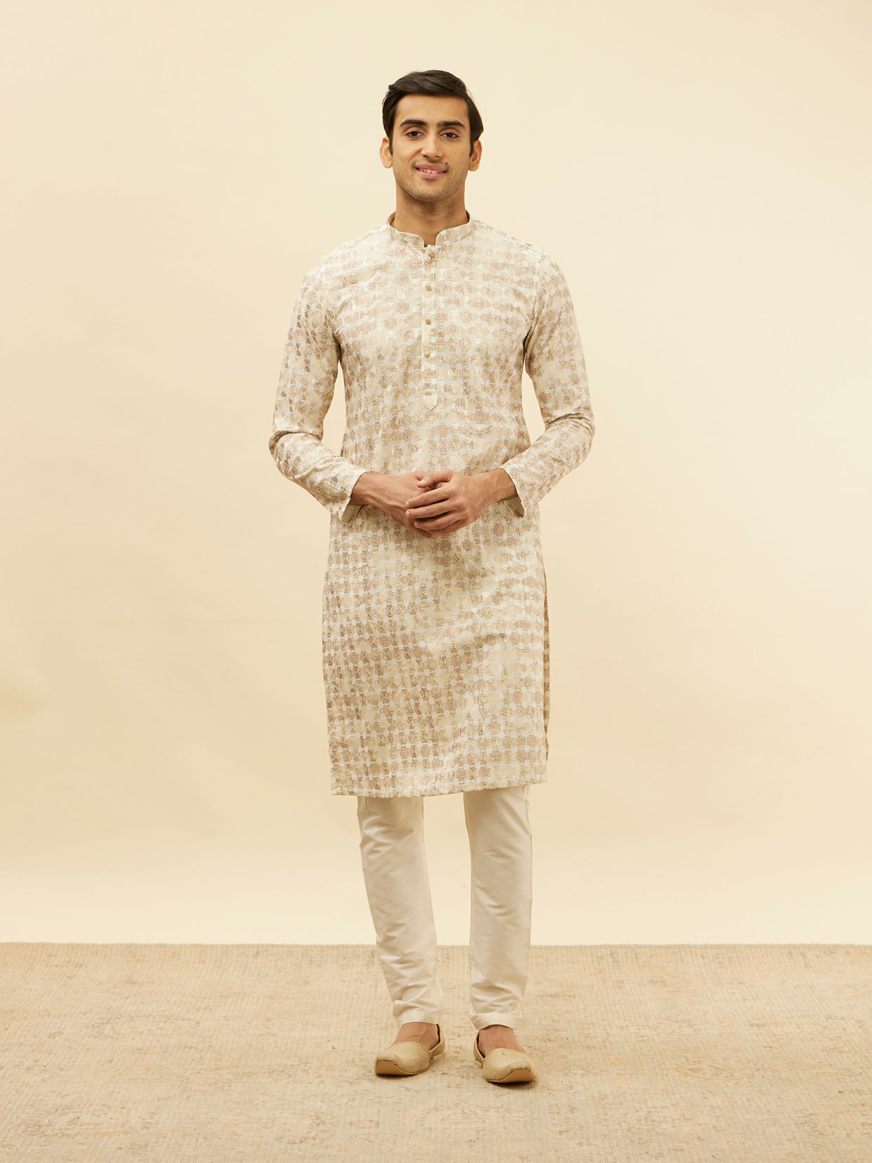 alt message - Manyavar Men Cream Overlapping Printed Kurta Set image number 2