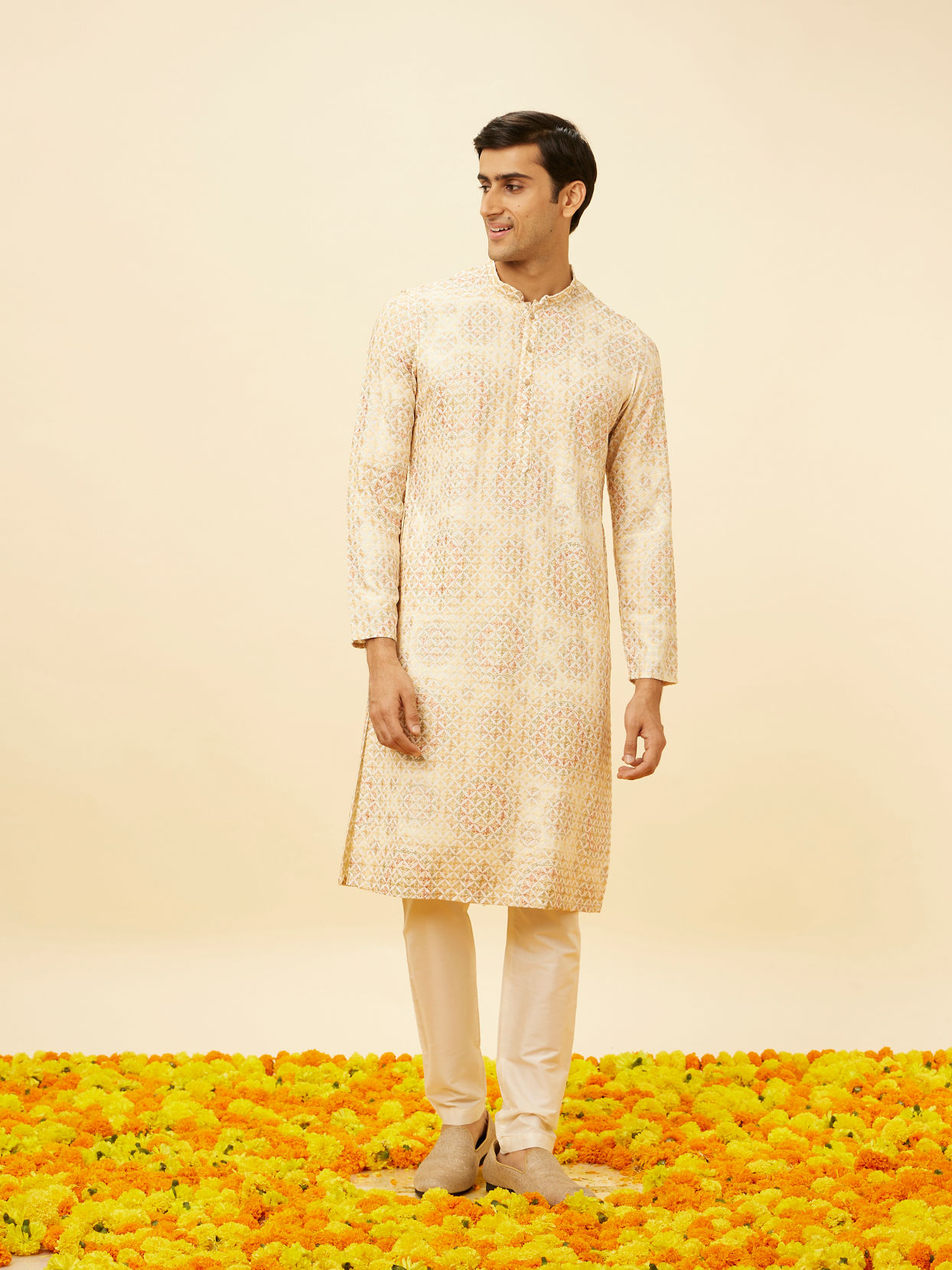 alt message - Manyavar Men Peach Beige Kaleidoscopic Patterned Kurta Set image number 2