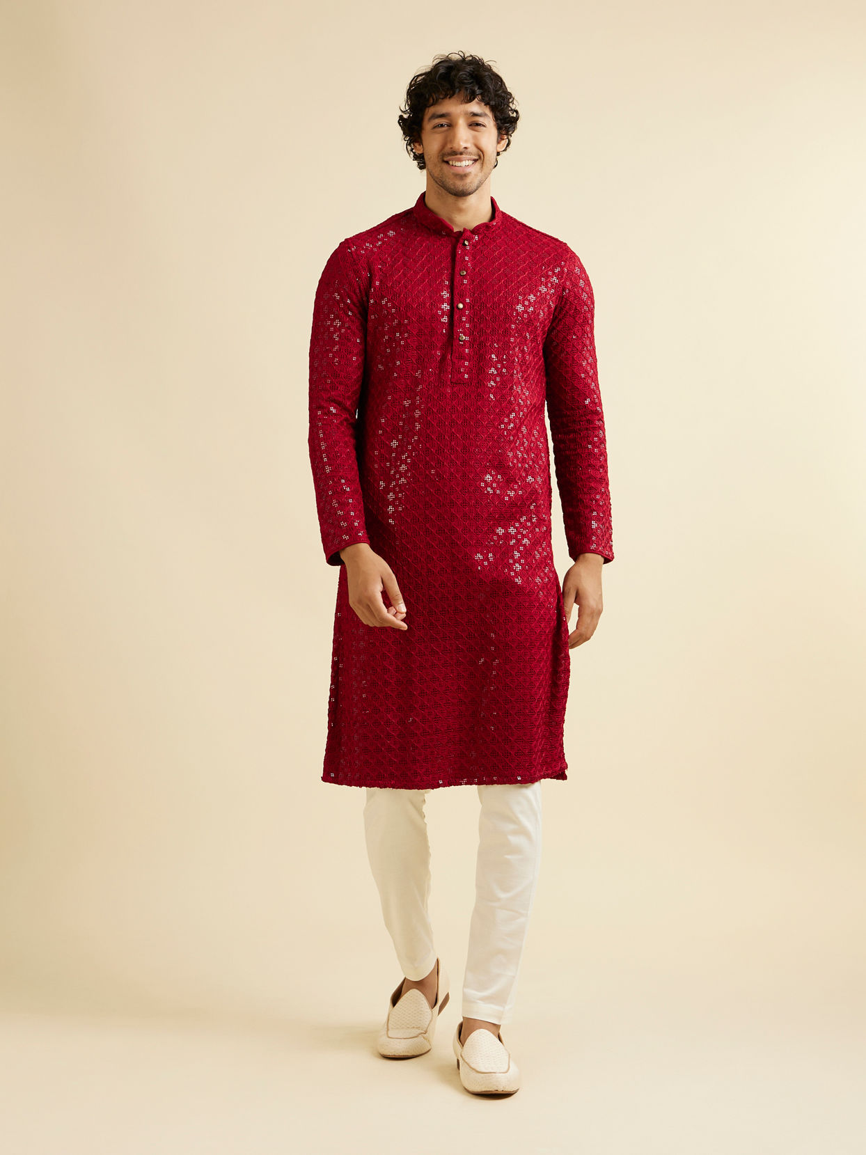 alt message - Manyavar Men Rust Red Chikankari Embroidered Sequinned Kurta Set image number 2