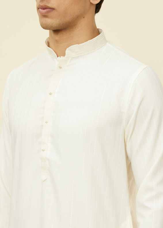 Manyavar Men Pearled Ivory White Linear Patterned Kurta Set