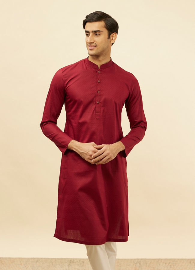 alt message - Manyavar Men Maroon Chevron Patterned Kurta Set image number 0