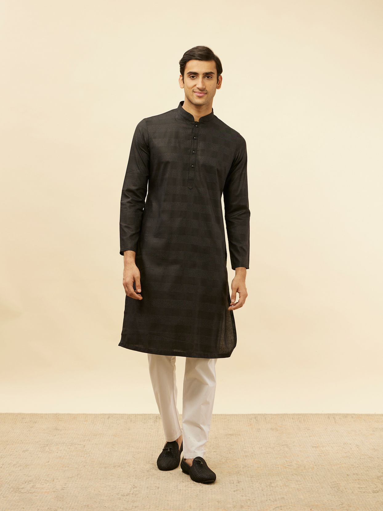 alt message - Manyavar Men Coal Black Self Patterned Kurta Set image number 2