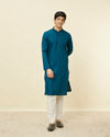 alt message - Manyavar Men Sapphire Blue Checkered Kurta Set image number 2