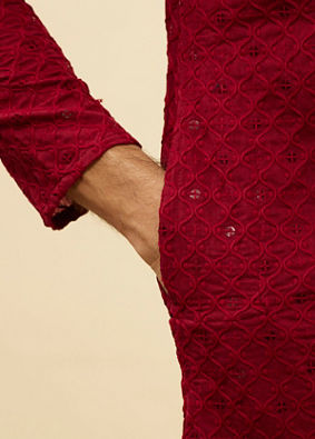 alt message - Manyavar Men Deep Red Chikankari Embroidered Sequined Kurta Set image number 3