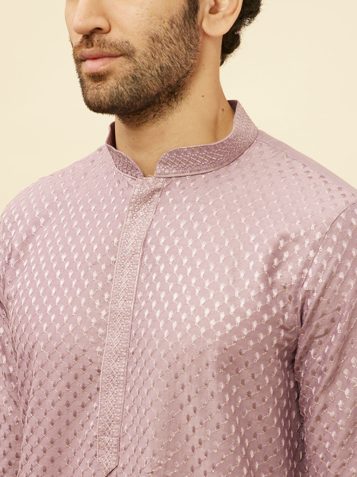 alt message - Manyavar Men Lilac Purple Sequined Kurta Set image number 1