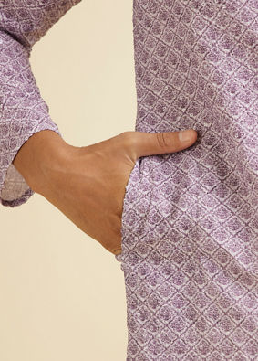 Manyavar Men Soft Purple Lattice Patterned Chikankari Inspired Kurta Set image number 3