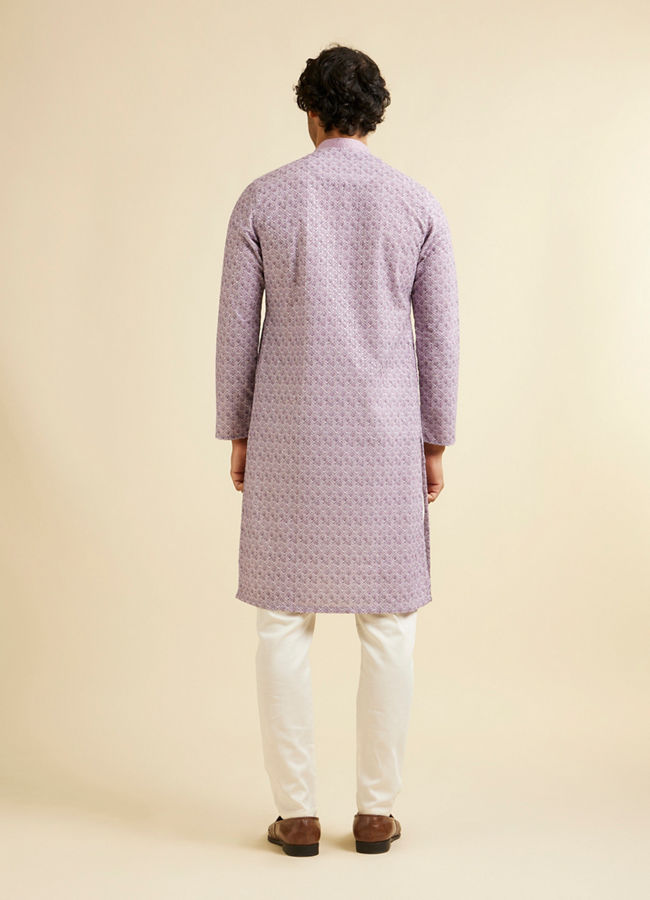 alt message - Manyavar Men Soft Purple Lattice Patterned Chikankari Inspired Kurta Set image number 4