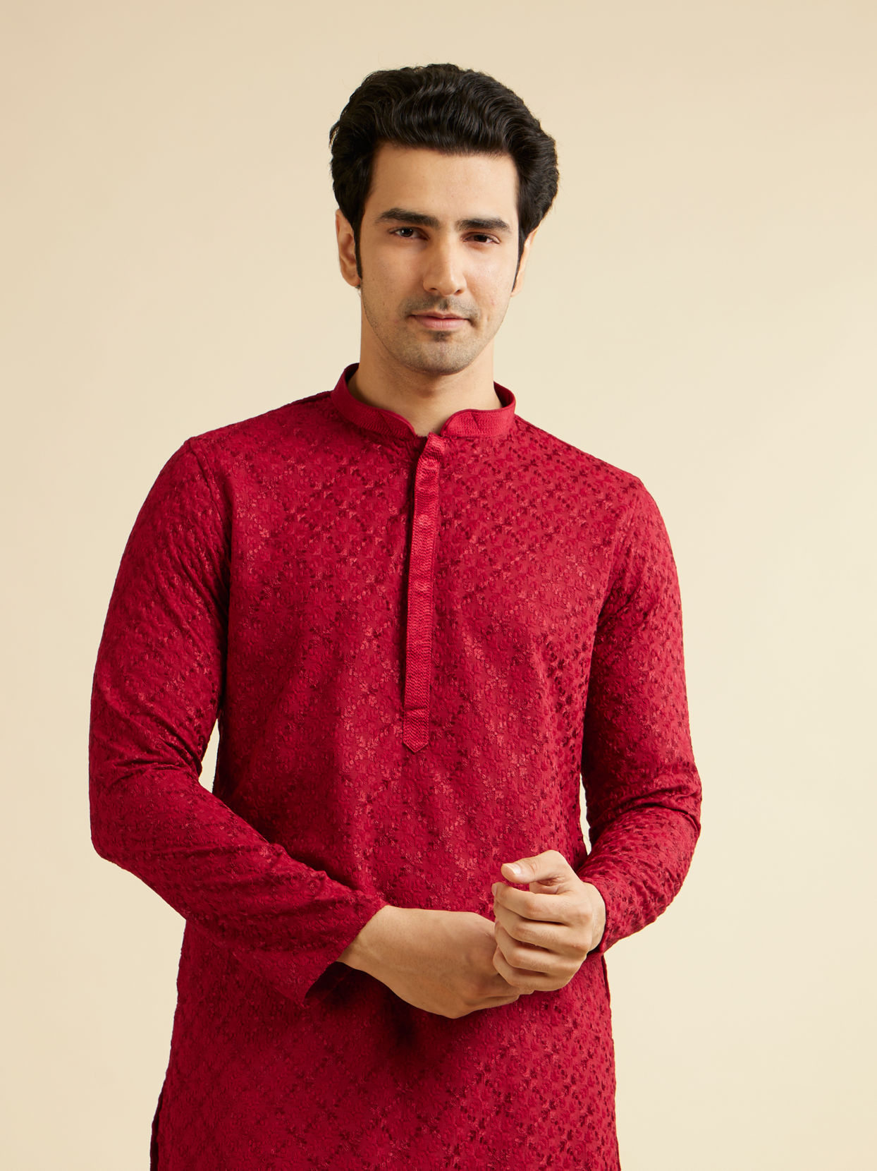 alt message - Manyavar Men Classic Red Ogee Jaal Patterned Kurta Set with Chikankari Embroidery image number 0