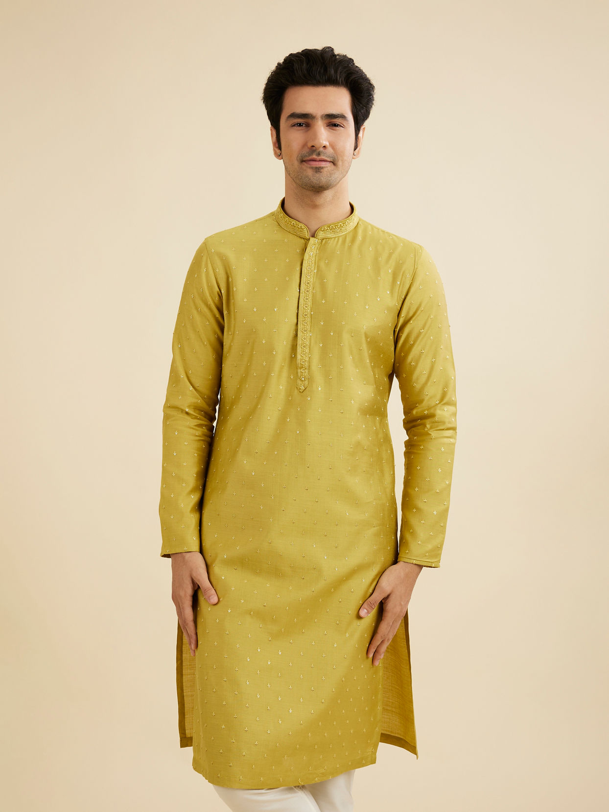 Manyavar Men Mehndi Green Embroidered Kurta Set With Sequin Work