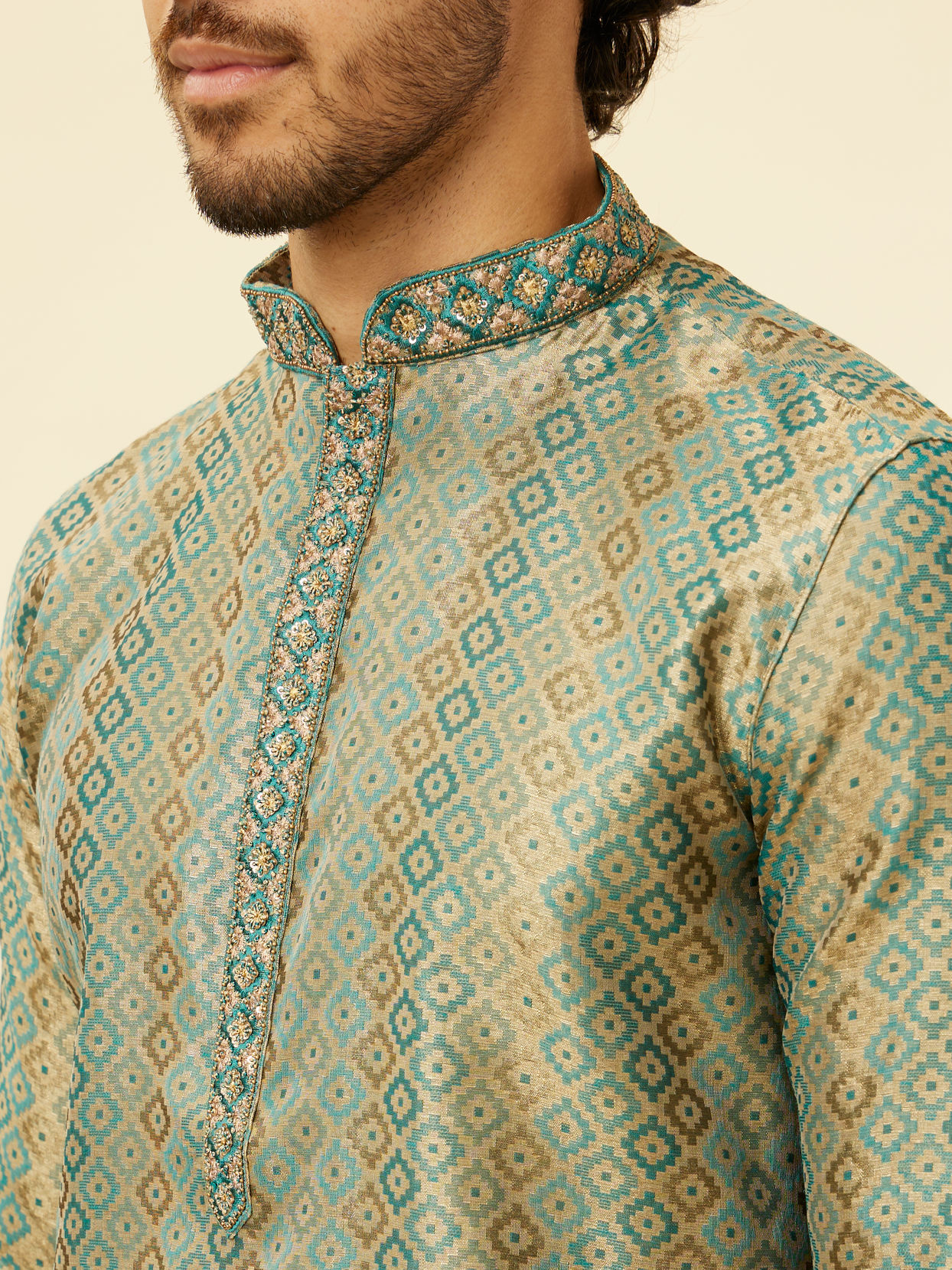 alt message - Manyavar Men Tropical Blue Diamond Patterned Kurta Set image number 1