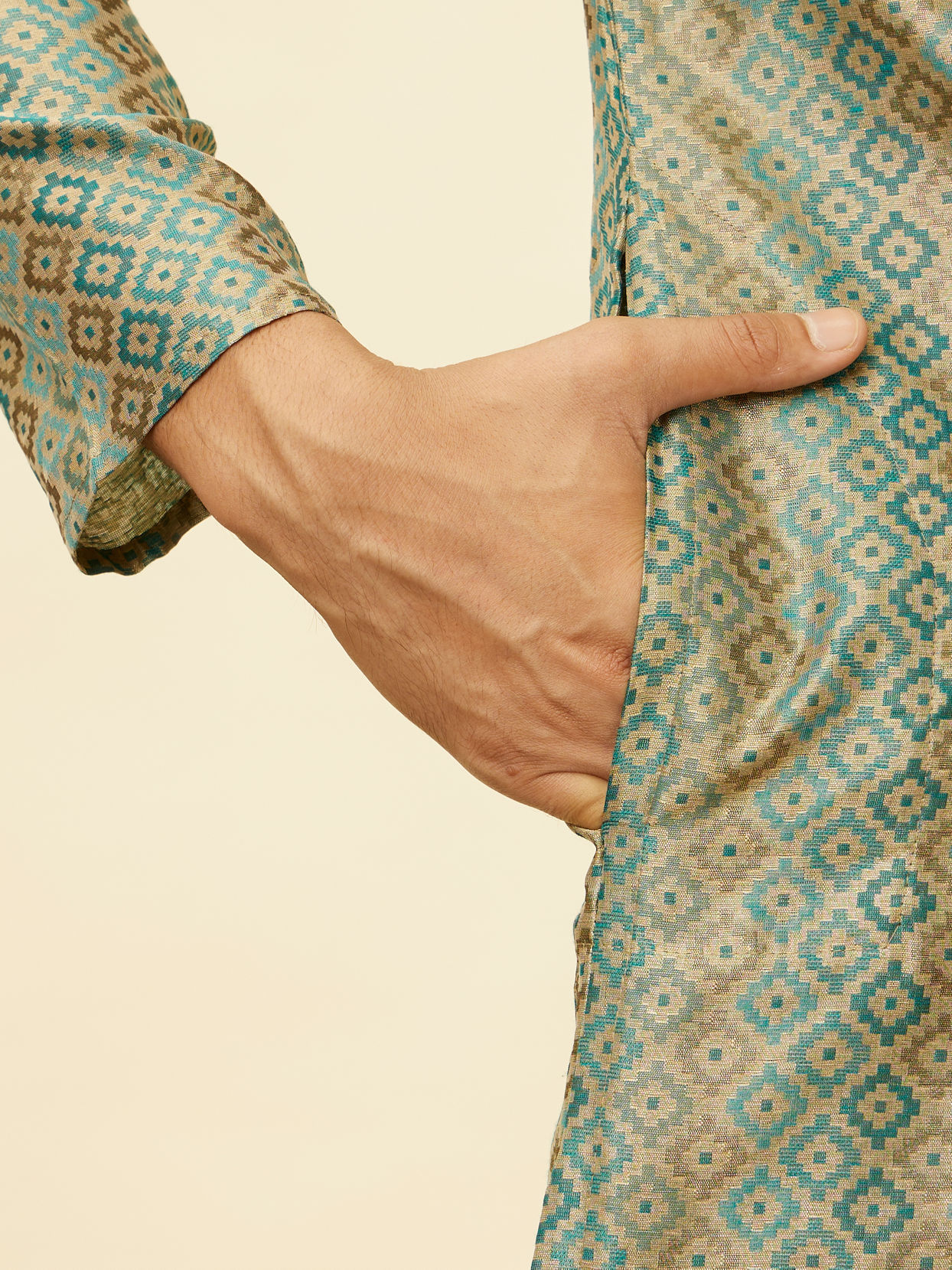 Manyavar Men Tropical Blue Diamond Patterned Kurta Set
