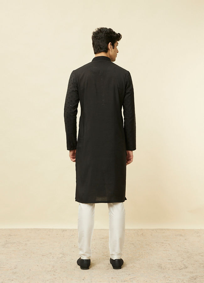 alt message - Manyavar Men Midnight Black Sequined Kurta Set image number 4