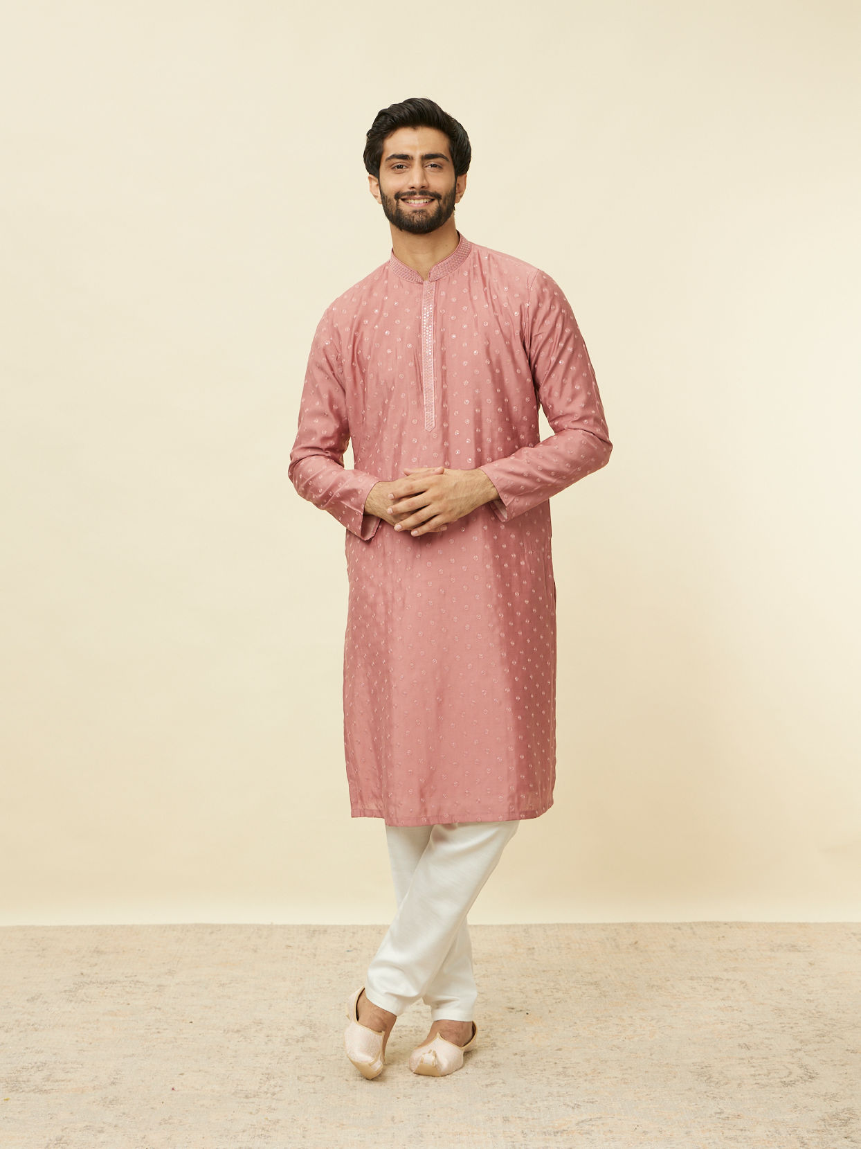 alt message - Manyavar Men Conch Shell Pink Sequined Kurta Set image number 2