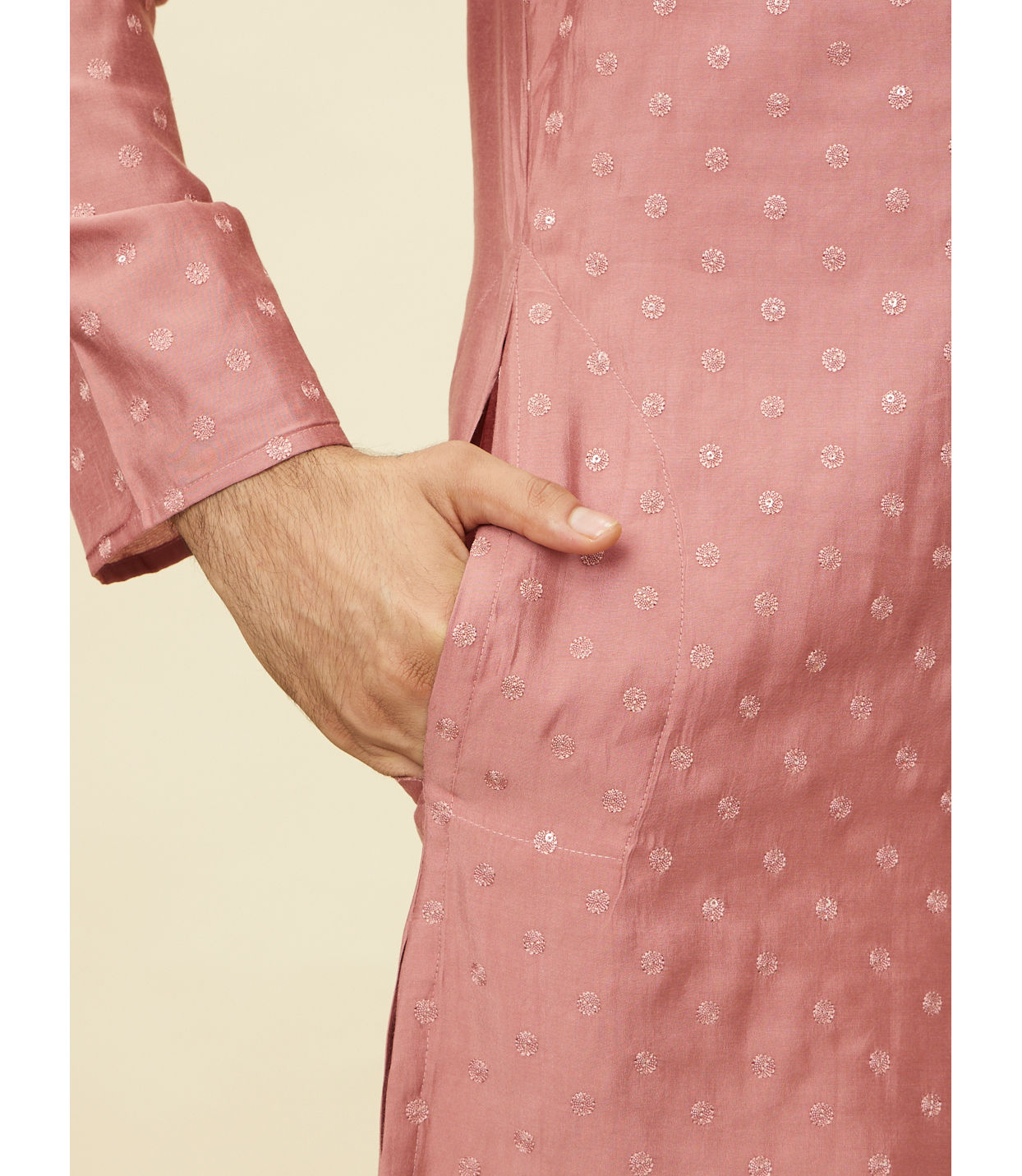 alt message - Manyavar Men Conch Shell Pink Sequined Kurta Set image number 3