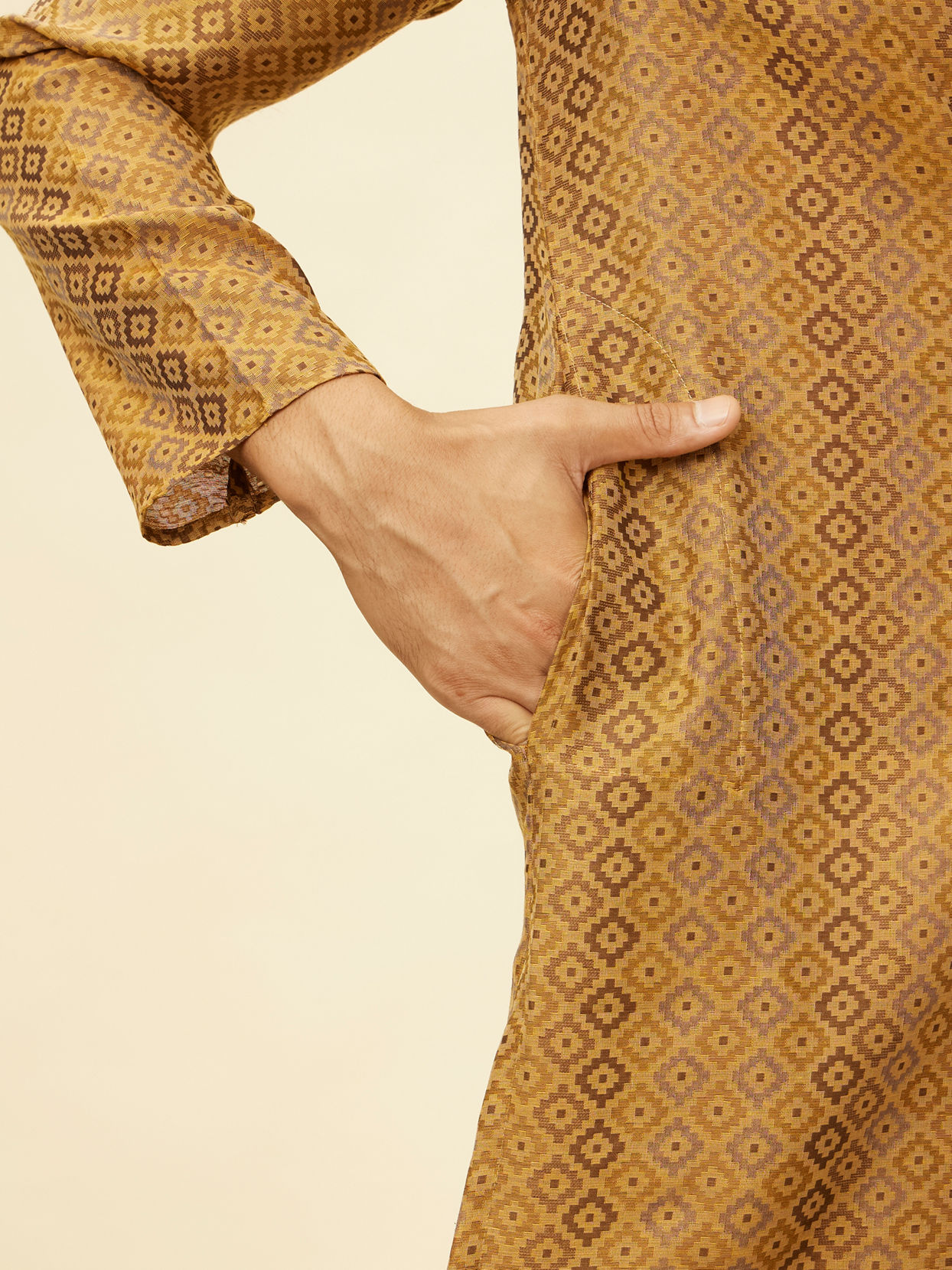 Manyavar Men Sepia Green Diamond Patterned Kurta Set