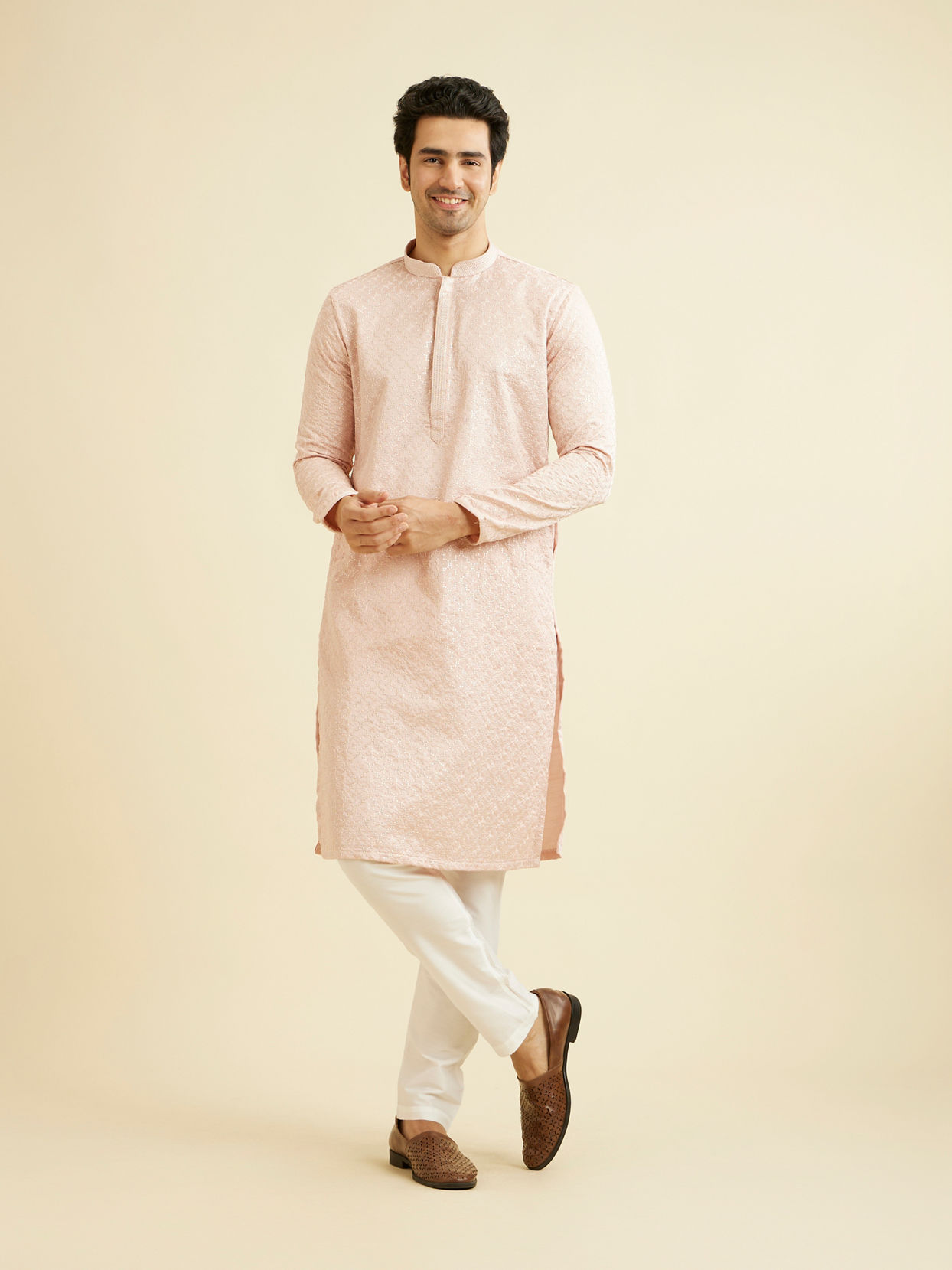 Manyavar Men Baby Pink Jaal Patterned Kurta Set
