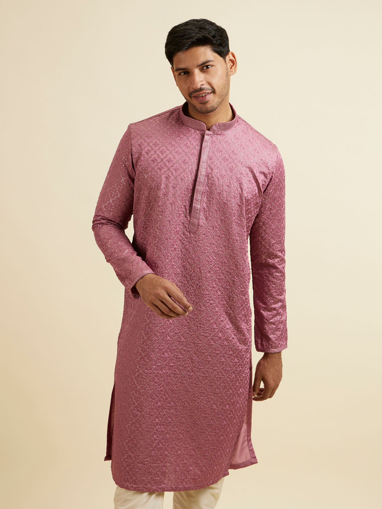 alt message - Manyavar Men Dusty Pink Jaal Patterned Kurta Set image number 0