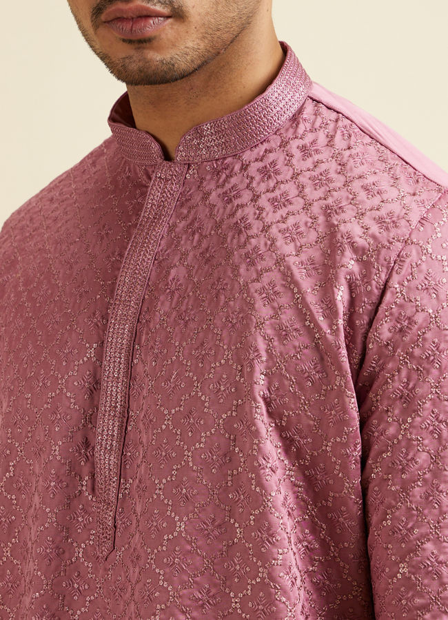 alt message - Manyavar Men Dusty Pink Jaal Patterned Kurta Set image number 1