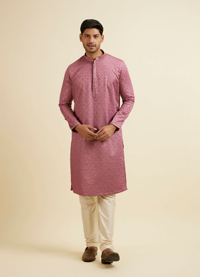 alt message - Manyavar Men Dusty Pink Jaal Patterned Kurta Set image number 2