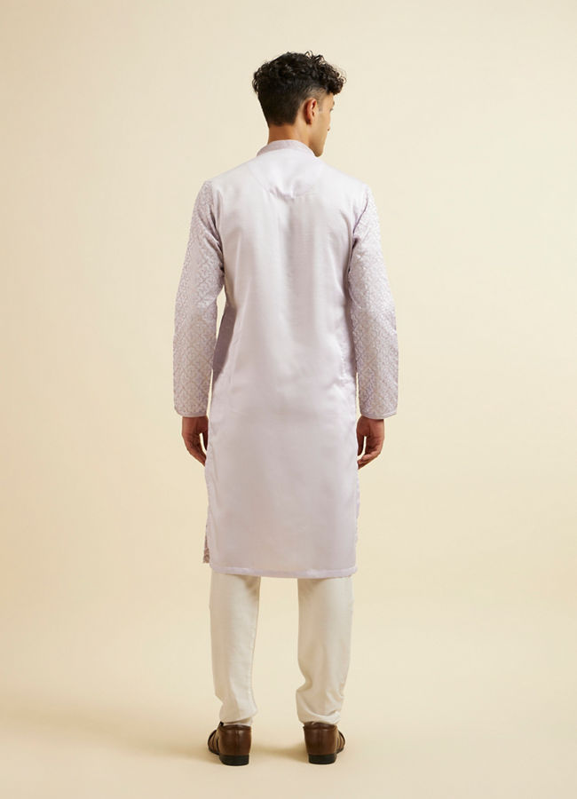 alt message - Manyavar Men Lilac Jaal Patterned Kurta Set image number 4