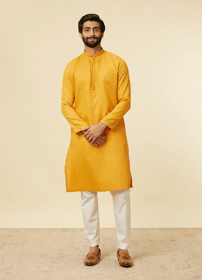 alt message - Manyavar Men Mustard Yellow Classic Kurta Set image number 2