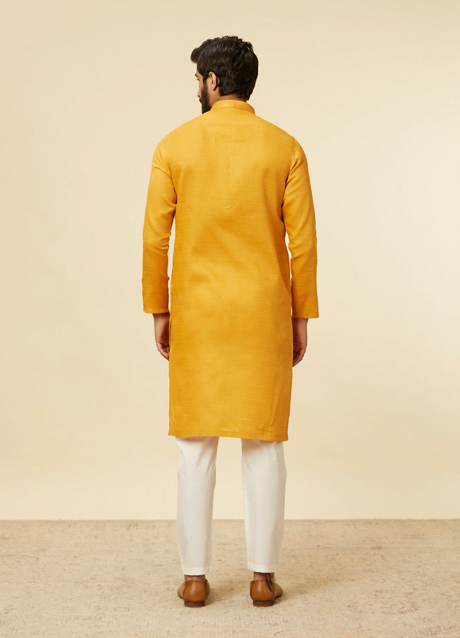 alt message - Manyavar Men Mustard Yellow Classic Kurta Set image number 5