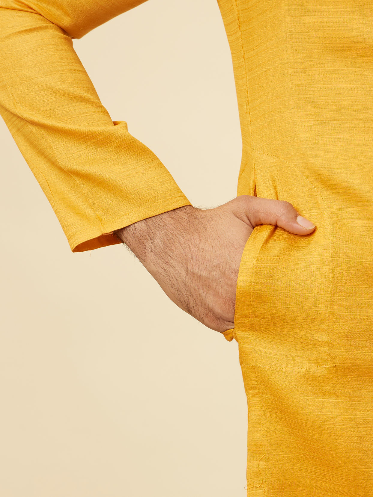 alt message - Manyavar Men Mustard Yellow Classic Kurta Set image number 3